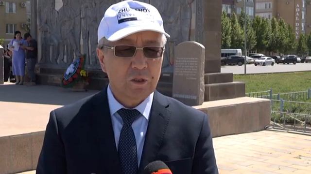 Ақтөбеліктер қуғын-сүргін және ашаршылық құрбандарын еске алды смотреть онлайн