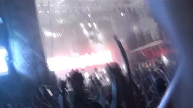 CamRip Рок над Волгой 2012: Limp Bizkit - Take A Look Around