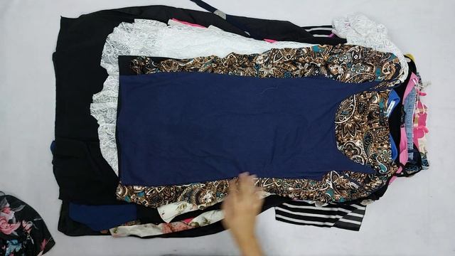 30668 Платья женские,секонд (cream), 13пак, 15 кг, 8.50€/кг, 69шт смотреть онлайн