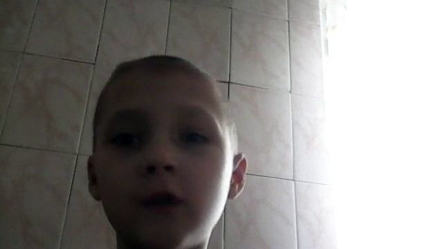 Я обожаю играть с друзьями в снежки смотреть онлайн