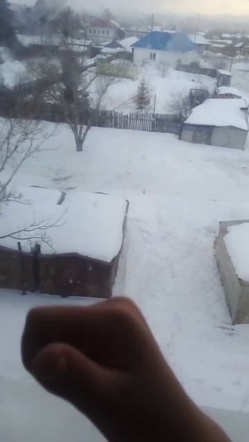 у меня за окном снег идёт💞💞💝💝💝