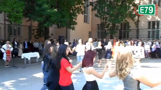 НХГ „Св. Св. Кирил и Методий“ Благоевград - випуск 2016 смотреть онлайн