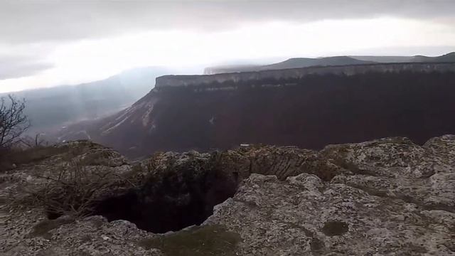 Пещерный город Тепе-Кермен