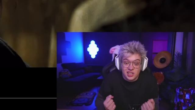 ЛЕХА СМОТРИТ БОЙЦОВСКИЙ КЛУБ (dangerlyoha)