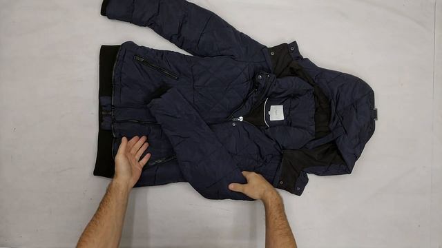 33466 Куртки осень, зима,секонд (extra), 7пак, 10 кг, 7.95€/кг, 11ш?