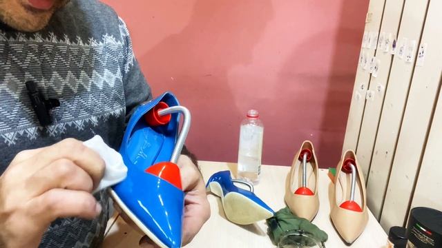 как почистить лаковые туфли.как почистить обувь из ла? смотреть онлайн