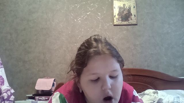 тутор на шапку. из пряжи Ализе пуфи. смотреть онлайн