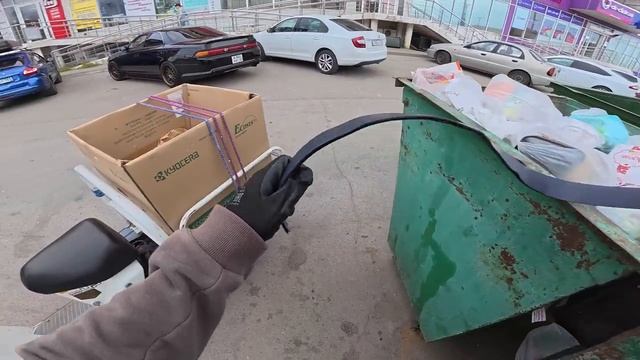 Как я зарабатываю лазая по помойкам и зарабатываю на этом. смотреть онлайн