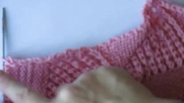 Женский жакет на спицах.