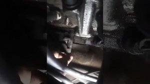 Замена ремня генератора на ВАЗ 10, 11, 12 (ГУР ) со стороны ?