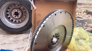 Часть 2. Снятие КПП, замена маховика, замена сайлентблоков передних рессор.