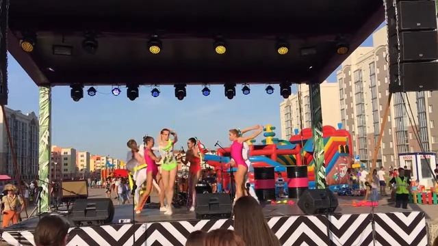 танцевальное шоу 