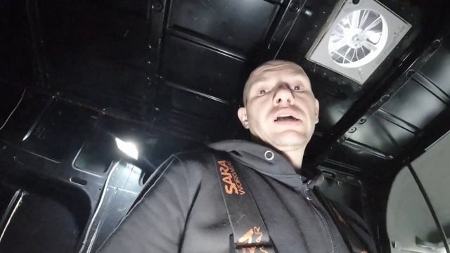 VW Crafter Camper #15 / Перегородка между кабиной и жилой зоной продолжение ;) смотреть онлайн