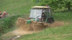 ТРАКТОРА ГОНЯЮТ По ЛУЖАМ и ГРЯЗИ!