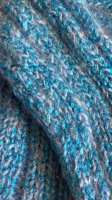 ComfyBrightUnique - Opensholders Mohair+Viscose Ribbon V-neck Sweater - Короткое видео моих изделий смотреть онлайн