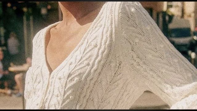 Красивые вязаные вещи спицами. Схемы.