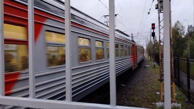 27 сентября Электропоезд ЭТ2М-102 Сообщением Шапки-Санкт