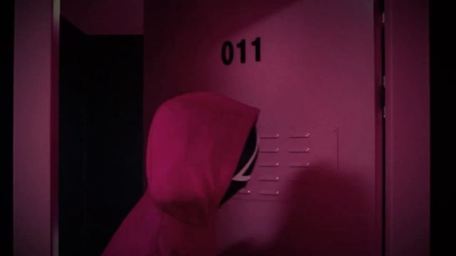 Песня Клип ОХРАННИК НОМЕР 11 из ИГРЫ В КАЛЬМАРА 2 Betsy Мар