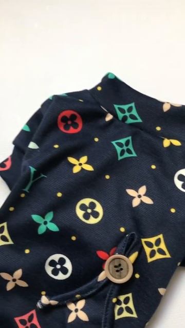 Костюм LV ТМ Dogs Bomba. Одежда для собак потом. смотреть онлайн