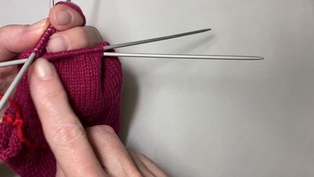🧤🔥 Идеальные базовые перчатки - подробный МК спицам? смотреть онлайн