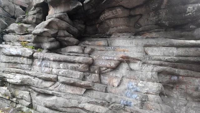 Чертово городище. Обзор стены.