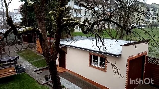 222 Кружит за окошком снежок❄️