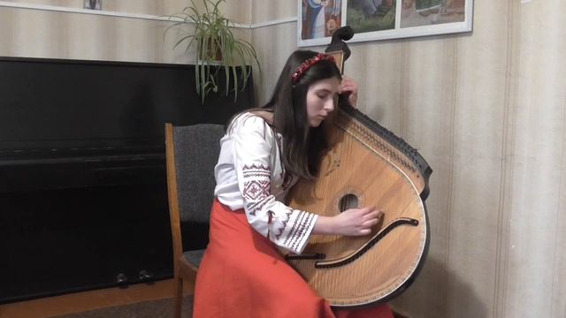 Вар. на тему укр. нар. пісні «Місяць яснесенький» О.Дзюбенко, обр. Г. Шатківська