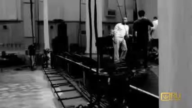 24 години з Кені (сюжет RU Music) смотреть онлайн