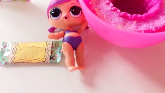 LOL коллекция кукол лол M&M Cake! Сделай платье ввиде торта смотреть онлайн