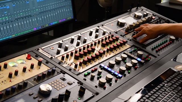 3 - Stereo Bus Setup (курс Luca Pretolesi) смотреть онлайн