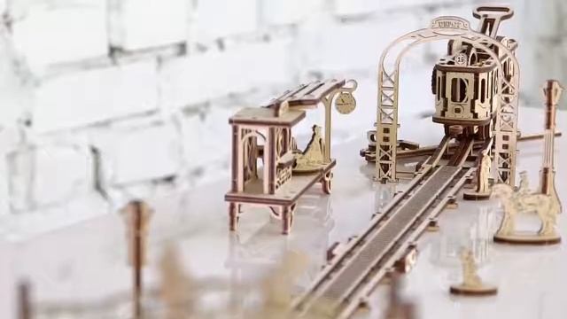 Модель Трамвайная линия   это первая модель из новой серии Механический город
