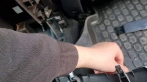 Как подтянуть ручник Kia sportage