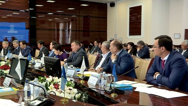 В Шымкент приехал Тимур Кулибаев смотреть онлайн