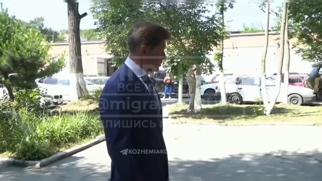 Создан отряд для борьбы с буйными мигрантами смотреть онлайн