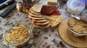 Жульен на завтрак для любимого Бориса. Дорвались до садовых работ. « Компостная» грядка.