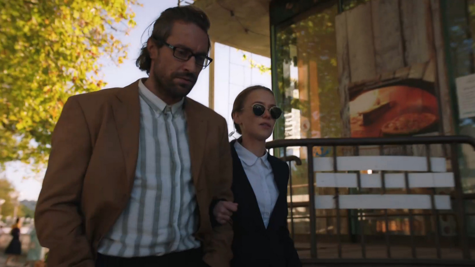 На страже пляжа, 2 сезон, 3 серия смотреть онлайн