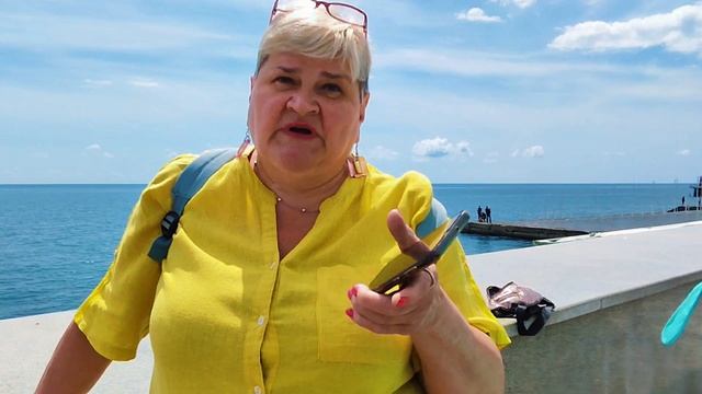 ОБСТАНОВКА В КРЫМУ. Неожиданный опрос на набережной Алушты. смотреть онлайн