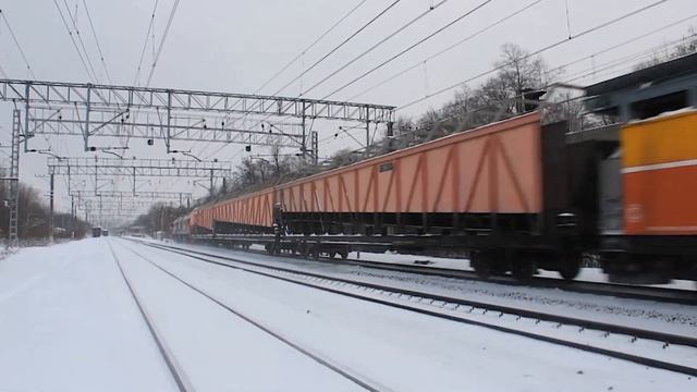 Тепловоз 2М62-1206 со снегоочистителем СМ2. смотреть онлайн