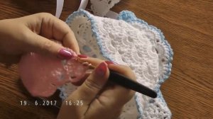 Интересный вариант детской шапочки крючком