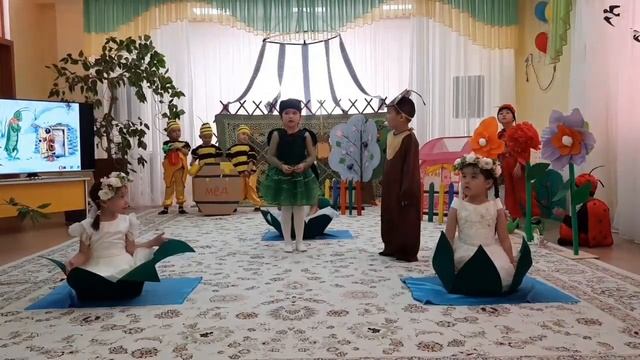 "Шегіртке мен құмырсқа" ертегісі, (Абай Құнанбаевтың Крыловтан аудармасы) смотреть онлайн