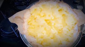 Лимонный песочный пирог с безе.