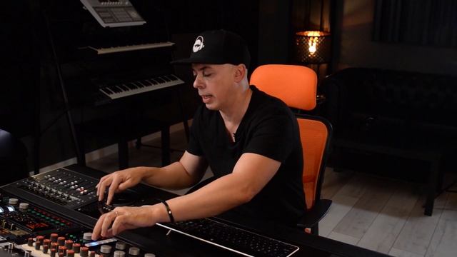 2 - Rough Mix & Creative Vision (курс Luca Pretolesi) смотреть онлайн