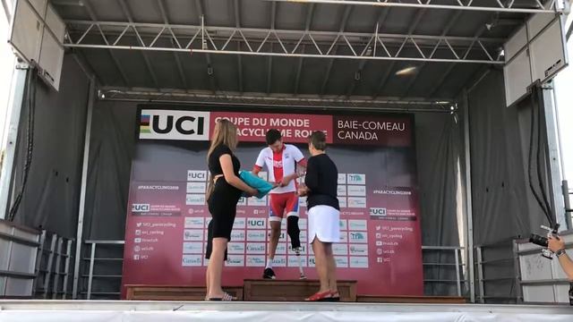 Вручение Кубка мира Гильмутдинов Арслан.