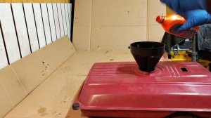 Как удалить ржавчину из топливного бака