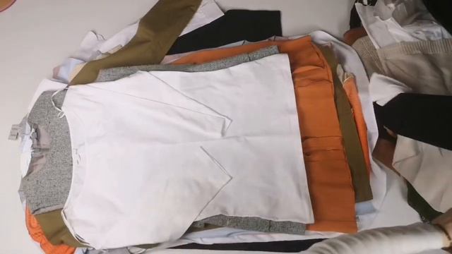 ЛОТ 519COS. Одежда сток. Цена 3780₽/кг/Лот 11,9 кг/35шт/1285₽/Цен? смотреть онлайн