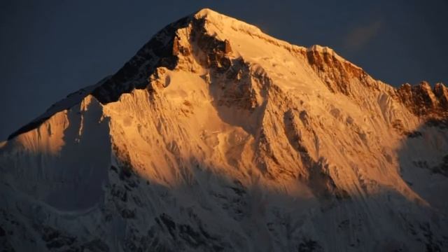 ДУНЁДАГИ ЭНГ БАЛАНД ТОҒ ЧӮҚИСИ Эверест ЧӮҚИСИ ХАҚИДА АЖОИБ ХАБАР