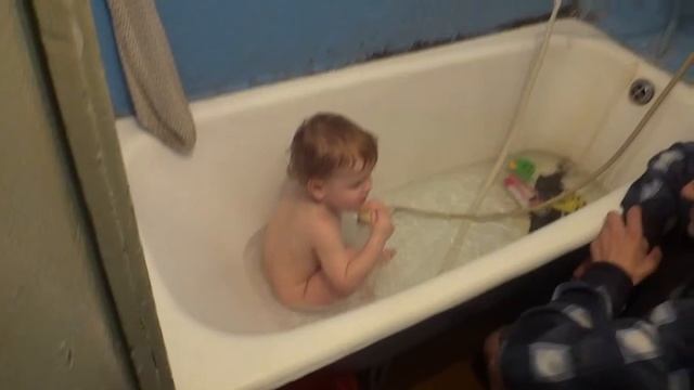 Вити Ростовцев  1.8 лет   обследование душа г.  Саяногорск