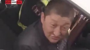 Пятигранник. Тапочки слетели. 2 тапочки слетели.