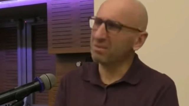 Чи нормально мати подушку безпеки коли руйнуються стосунки в сім'ї ? смотреть онлайн