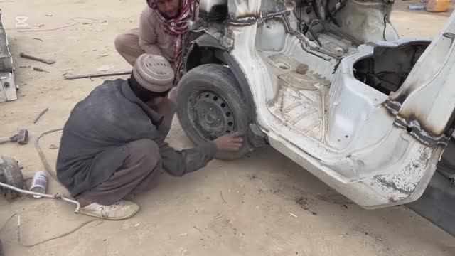 Полное восстановление разбитого автомобиля. смотреть онлайн